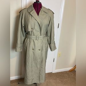 EUC Vintage BRAEFAIR Tan Trench Coat  Lightweight Women